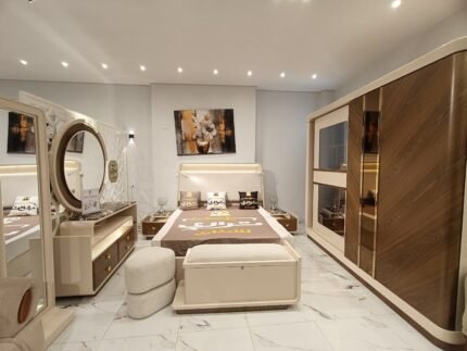 غرفة نوم لورينزا